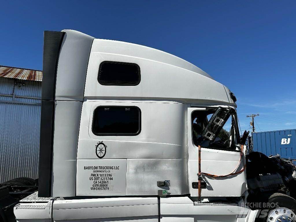 Volvo VNL Transport - Inne