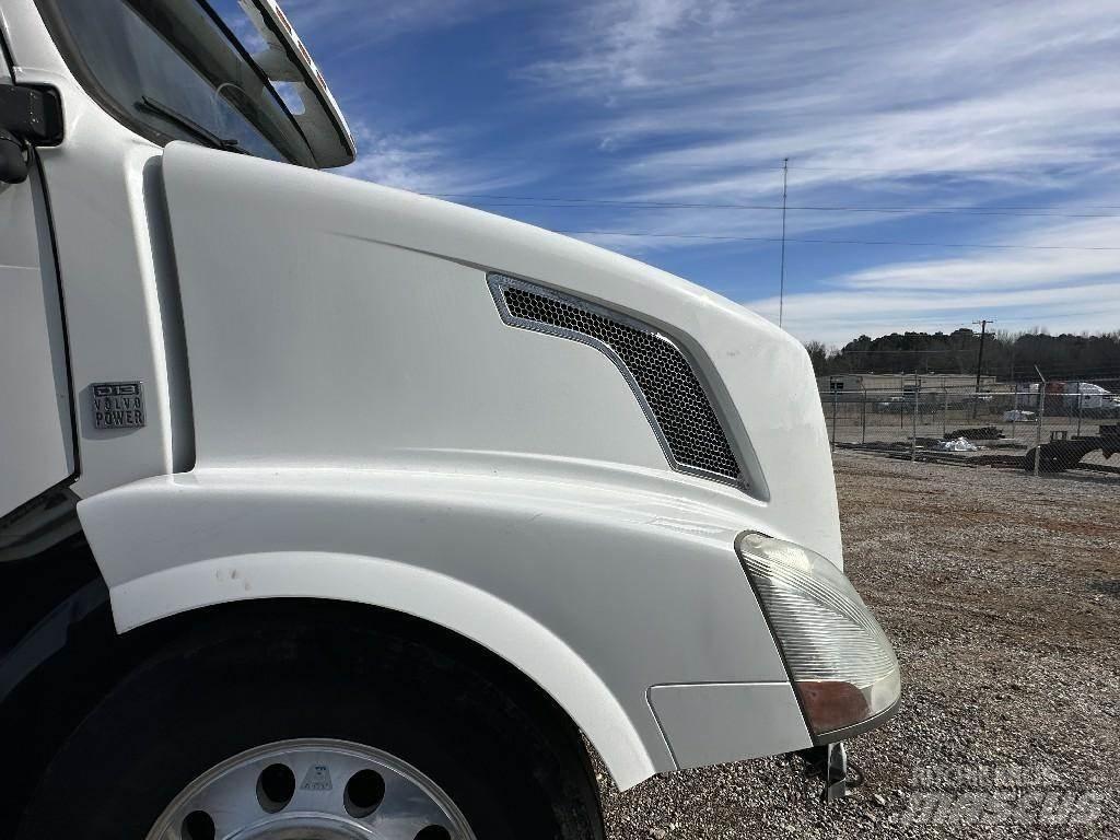Volvo VNL Transport - Inne