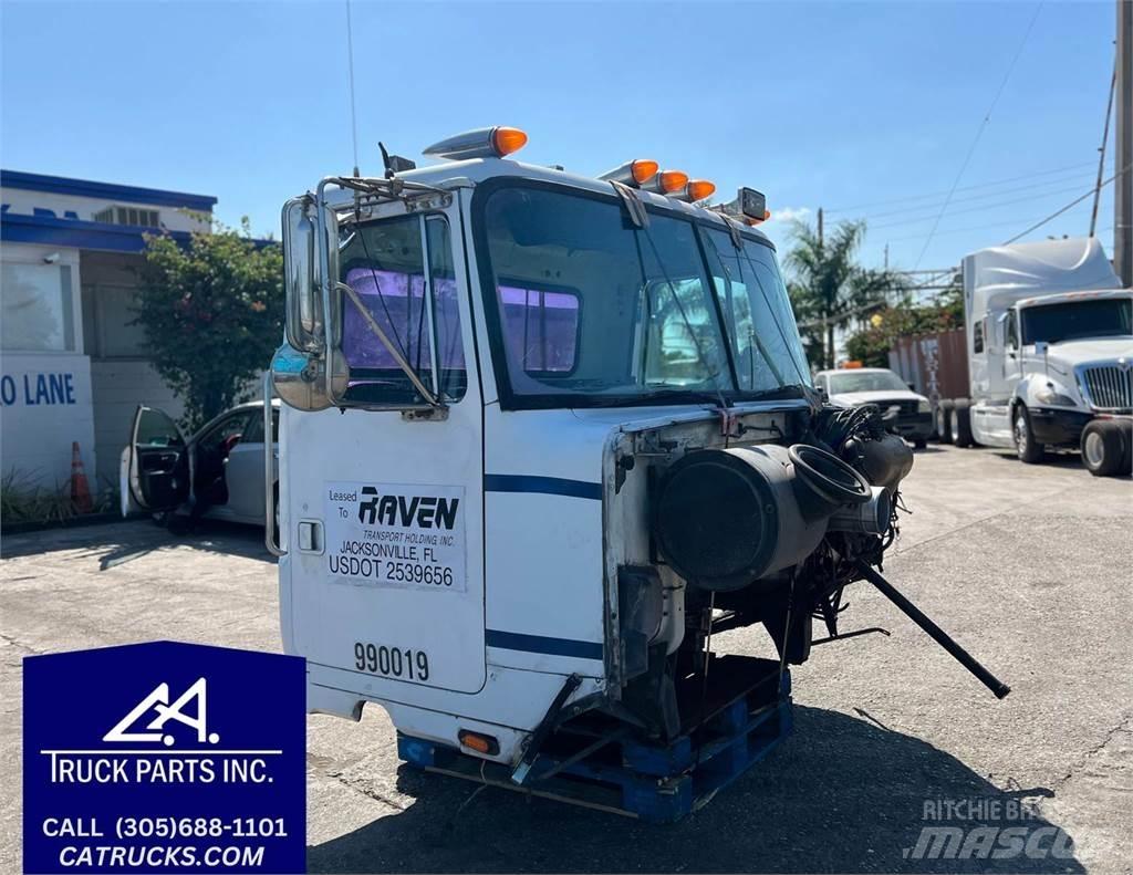Volvo VNL Transport - Inne
