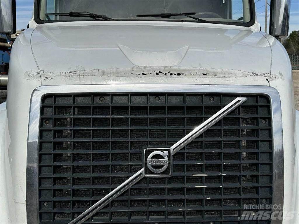 Volvo VNL Transport - Inne