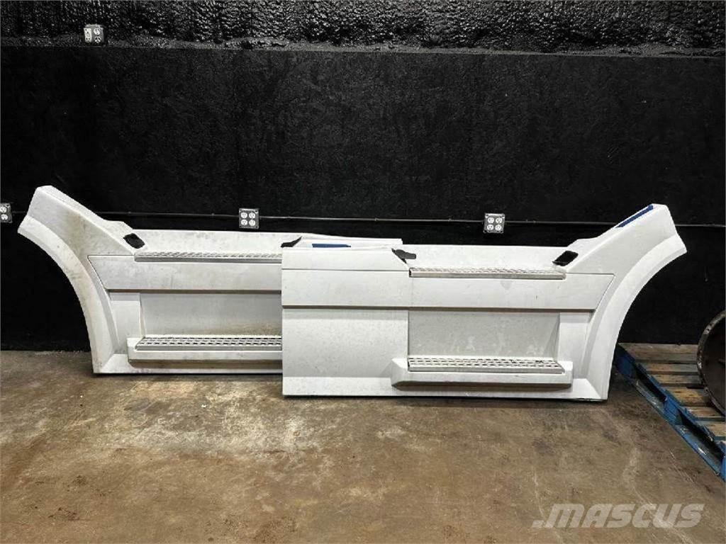 Volvo VNL Maszyny budowlane - Inne
