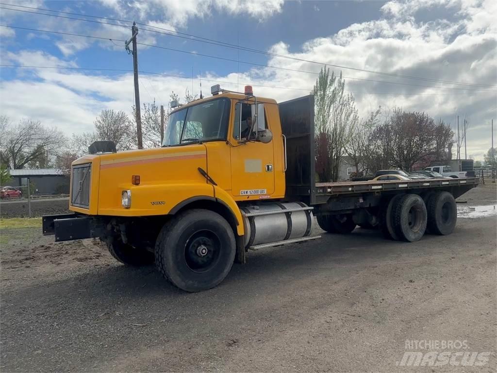 Volvo WG64 Wywrotki