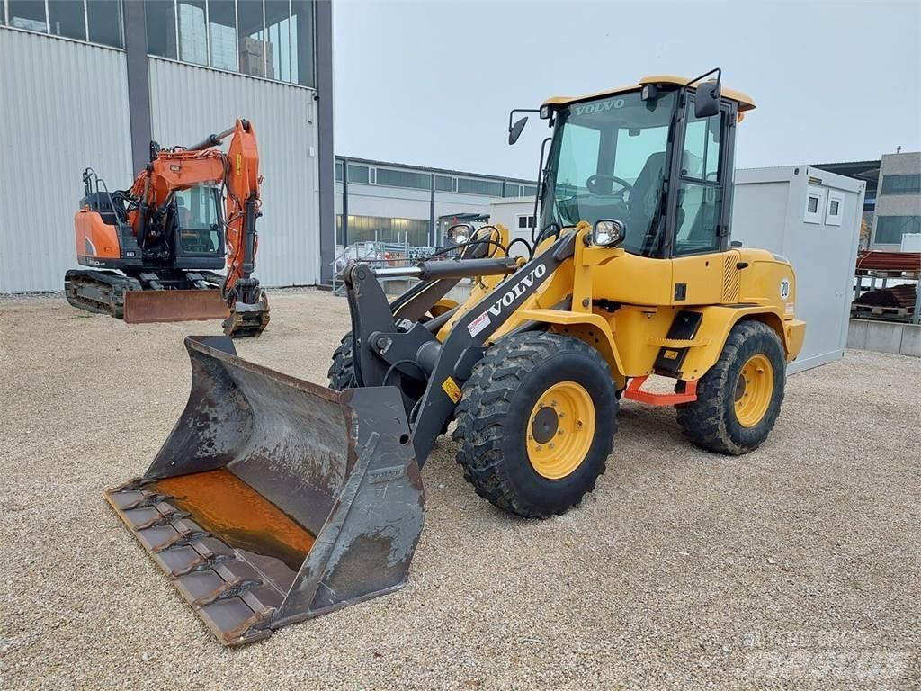 Volvo L30G Ładowarki kołowe