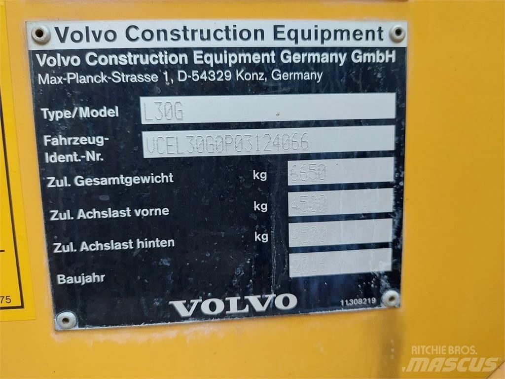 Volvo L30G Ładowarki kołowe