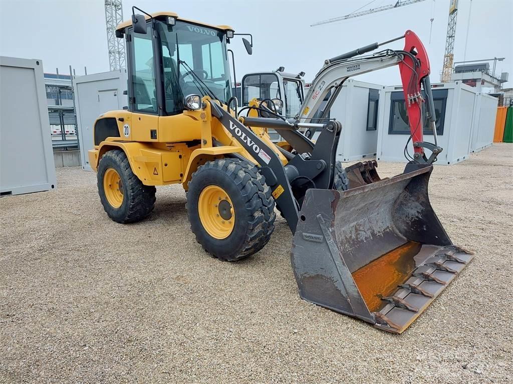 Volvo L30G Ładowarki kołowe