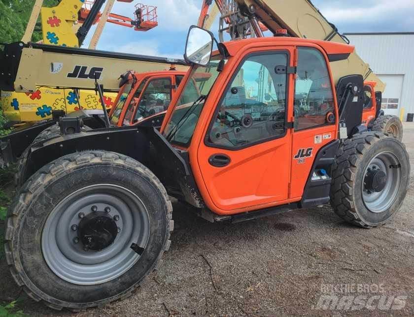 JLG 943 Ładowarki teleskopowe
