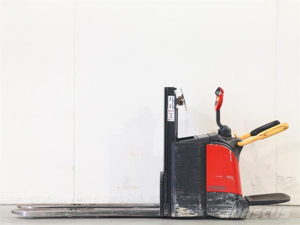 Crown DT3040-2,0-TL Wózki widłowe unoszące z dyszlem