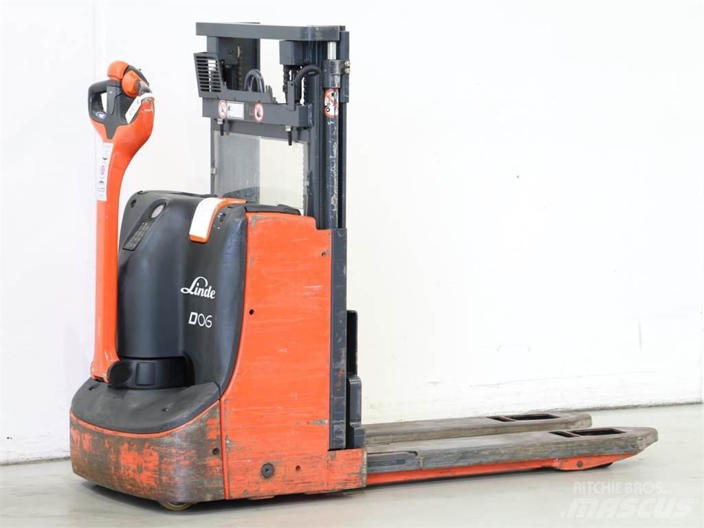 Linde D06/1160 Wózki widłowe unoszące z dyszlem