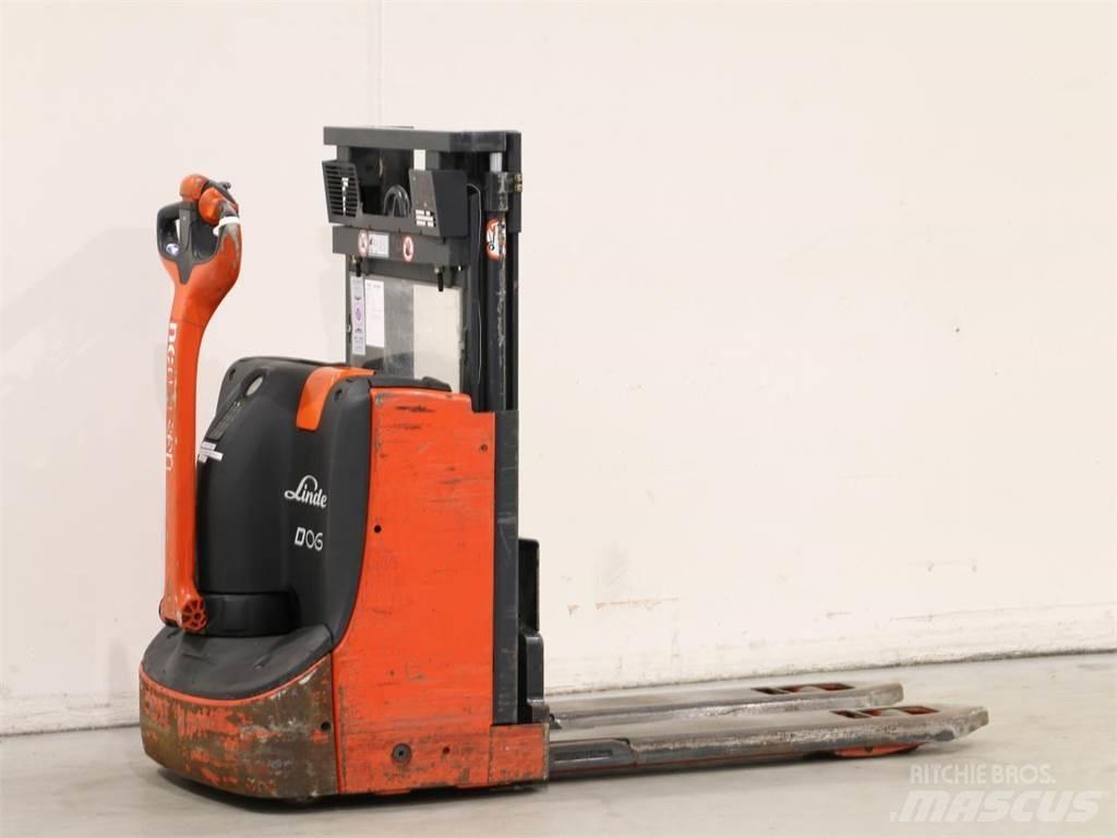 Linde D06/1160 Wózki widłowe unoszące z dyszlem