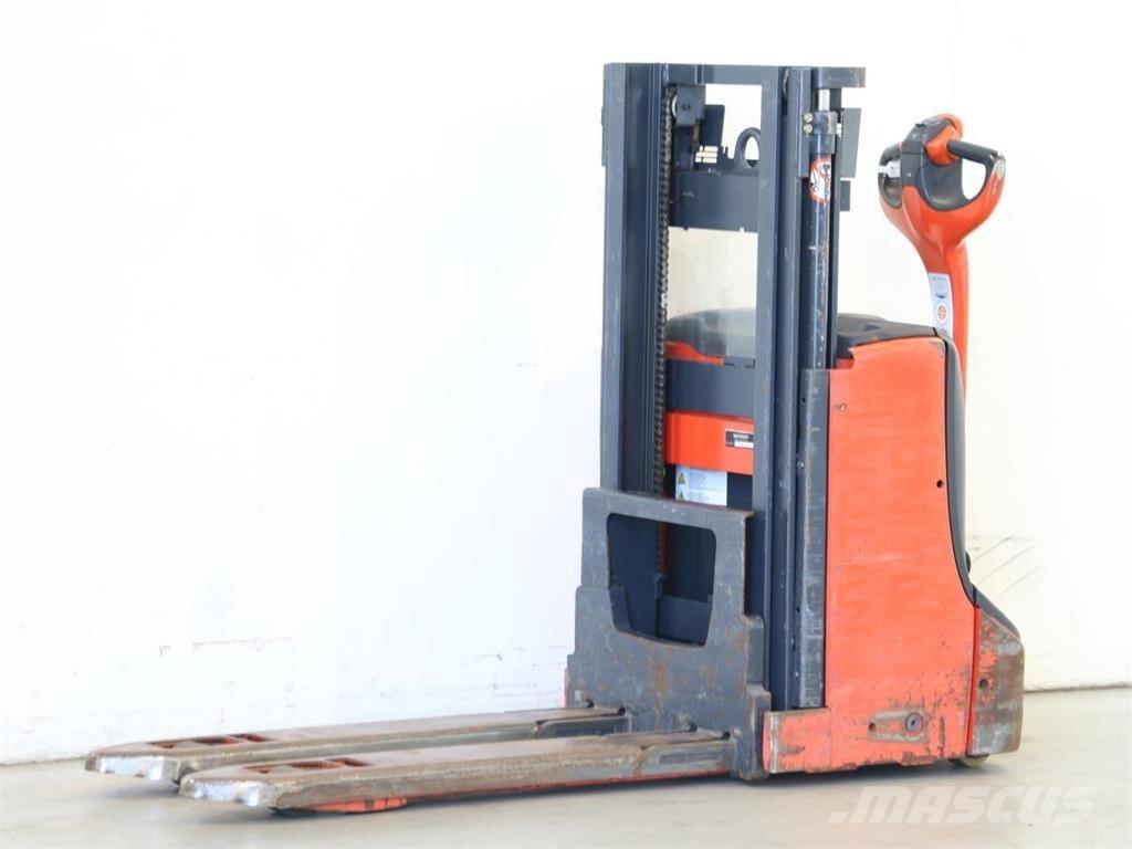 Linde D06/1160 Wózki widłowe unoszące z dyszlem