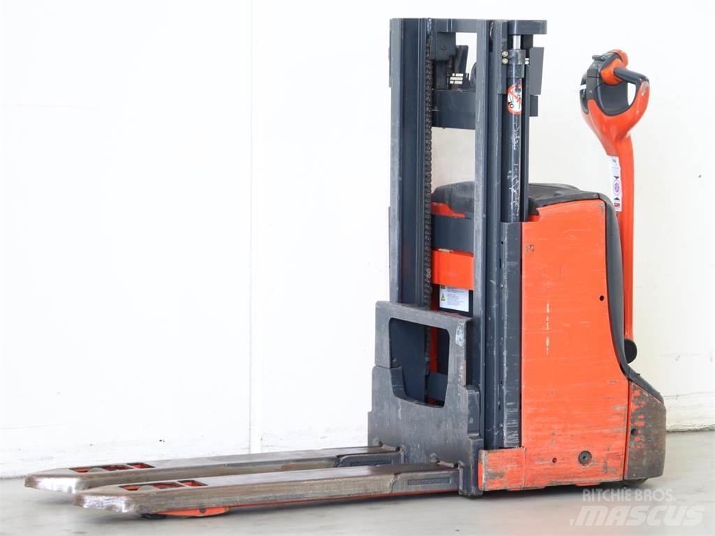 Linde D06/1160 Wózki widłowe unoszące z dyszlem