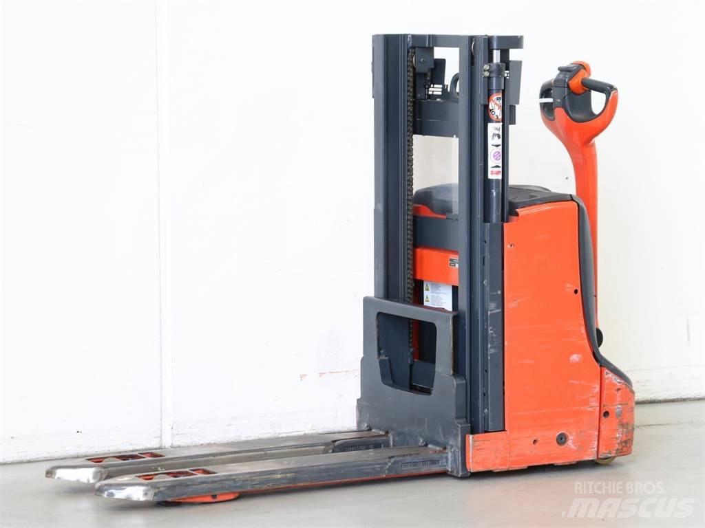 Linde D06/1160-00 Wózki widłowe unoszące z dyszlem