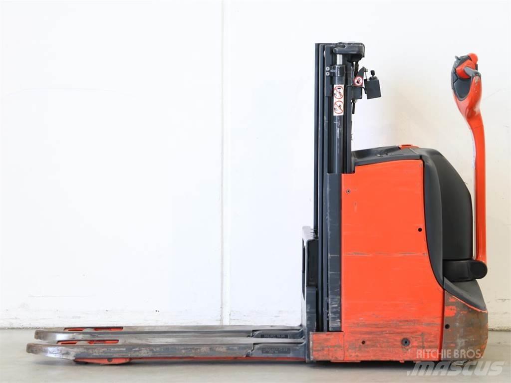 Linde D08/1160 Wózki widłowe unoszące z dyszlem