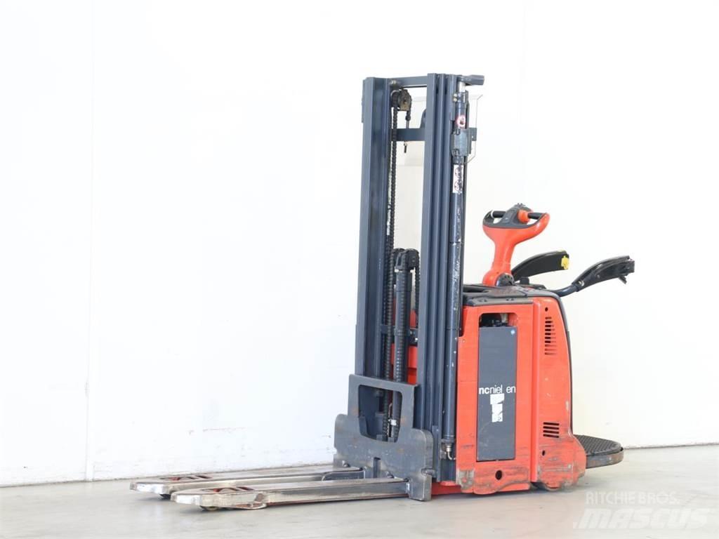 Linde D12AP/133 Wózki widłowe unoszące z dyszlem