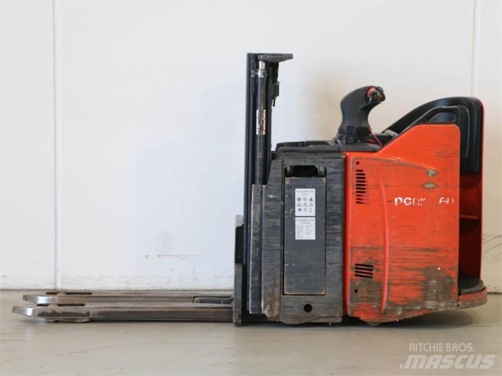 Linde D12HPSP/133 Wózki widłowe unoszące z dyszlem