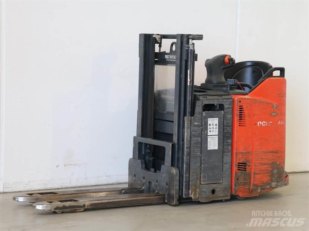 Linde D12HPSP/133 Wózki widłowe unoszące z dyszlem