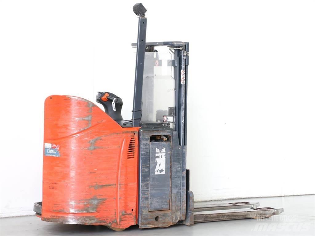 Linde D12SP/133 Wózki widłowe unoszące z dyszlem