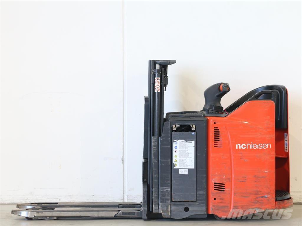 Linde D12SP/133-01 Wózki widłowe unoszące z dyszlem