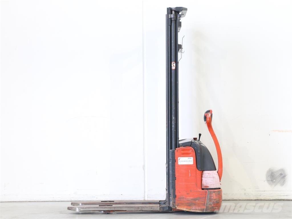 Linde L10/379 Wózki widłowe unoszące z dyszlem