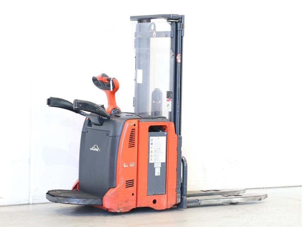 Linde L12AP/133 Wózki widłowe unoszące z dyszlem
