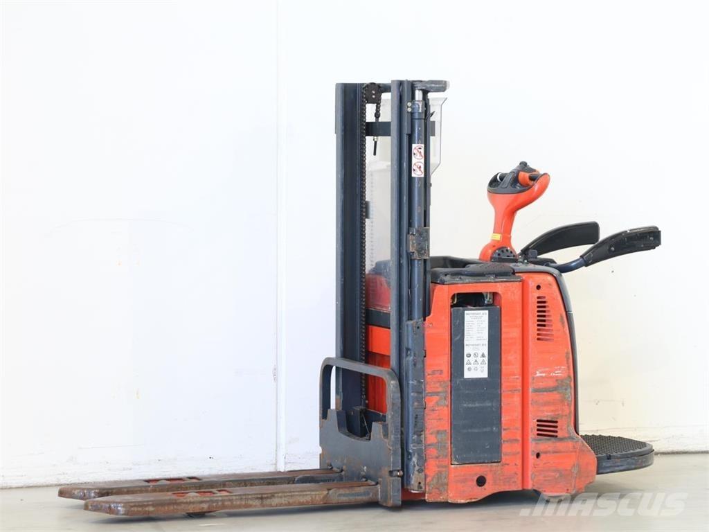 Linde L12AP/133 Wózki widłowe unoszące z dyszlem