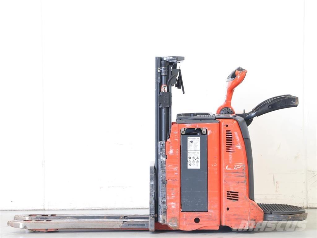 Linde L12AP/133-00 Wózki widłowe unoszące z dyszlem