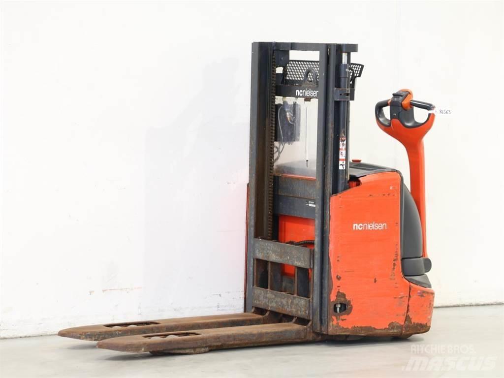 Linde L12I/1172 Wózki widłowe unoszące z dyszlem