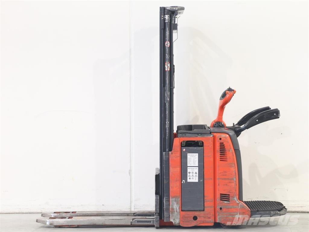 Linde L12LAP/133 Wózki widłowe unoszące z dyszlem