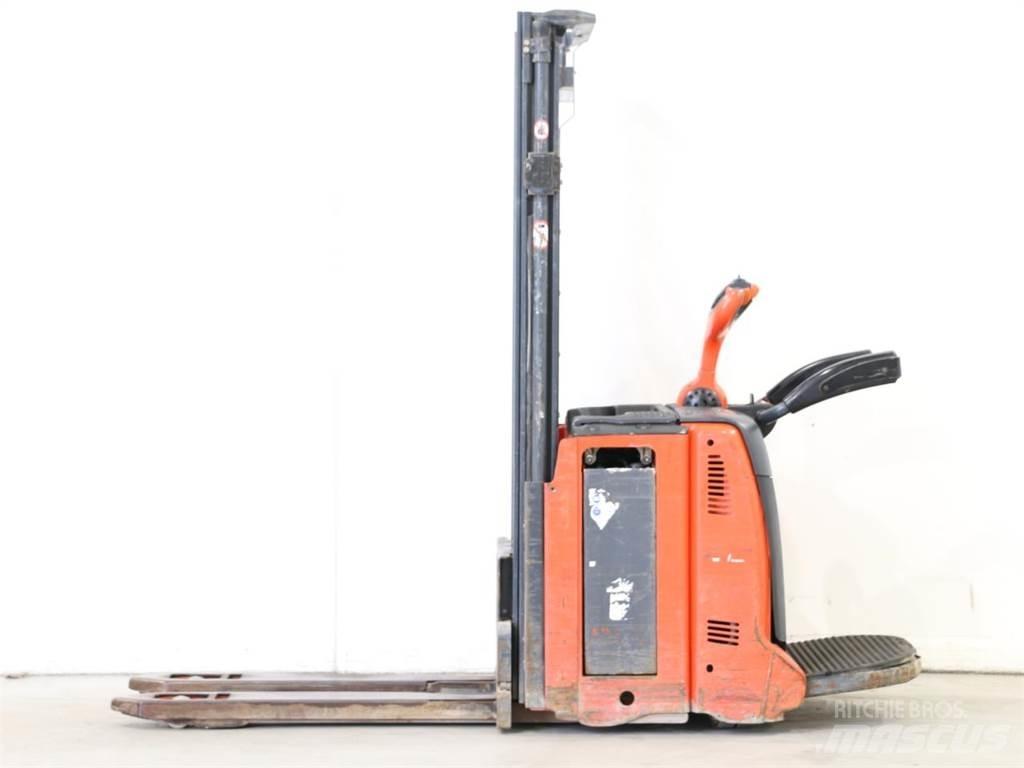 Linde L12LAP/133 Wózki widłowe unoszące z dyszlem