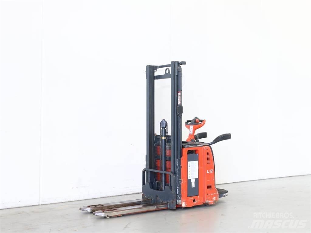 Linde L12LAP/133 Wózki widłowe unoszące z dyszlem