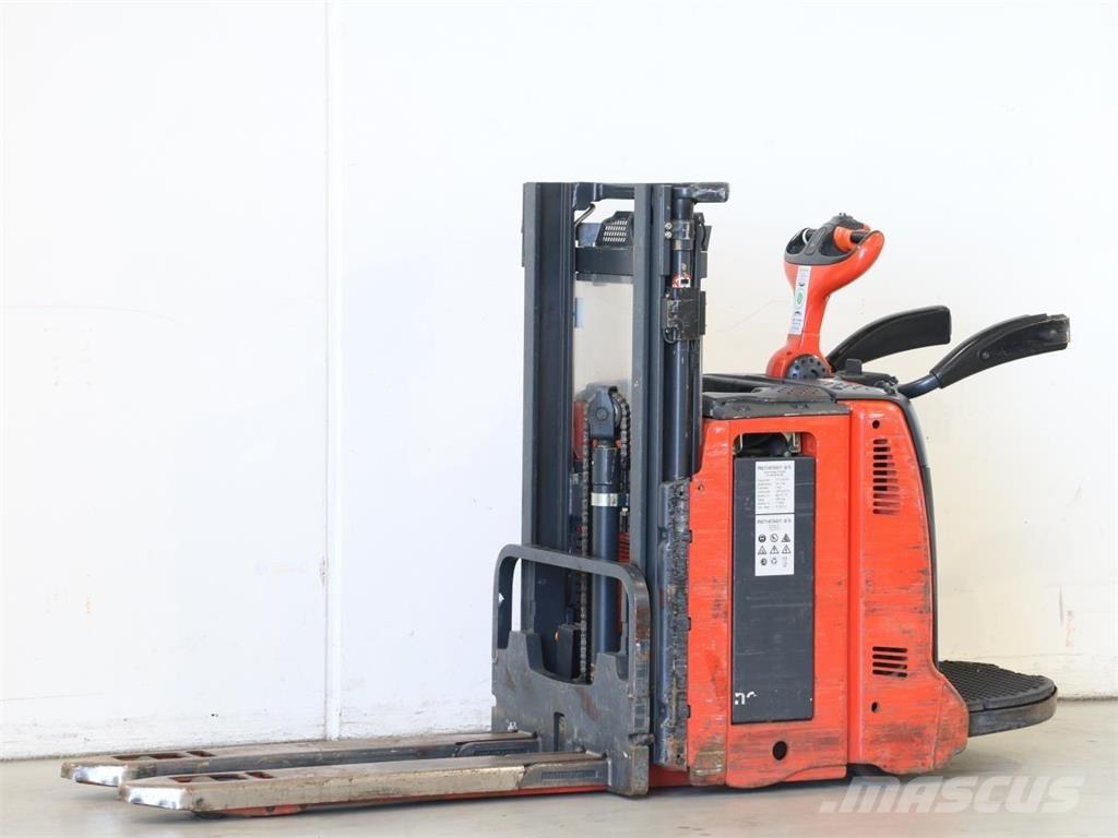 Linde L12LAP/133 Wózki widłowe unoszące z dyszlem