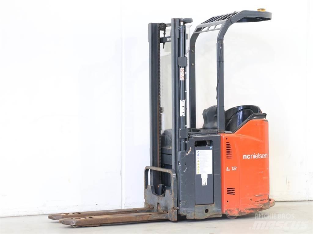 Linde L12LSP/133 Wózki widłowe unoszące z dyszlem