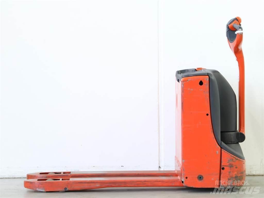 Linde T16/1152 Wózki widłowe unoszące z dyszlem