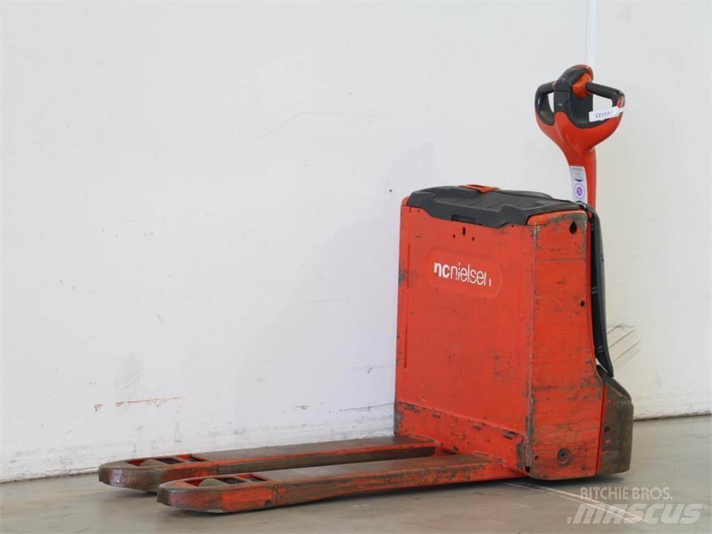 Linde T16/1152 Wózki widłowe unoszące z dyszlem