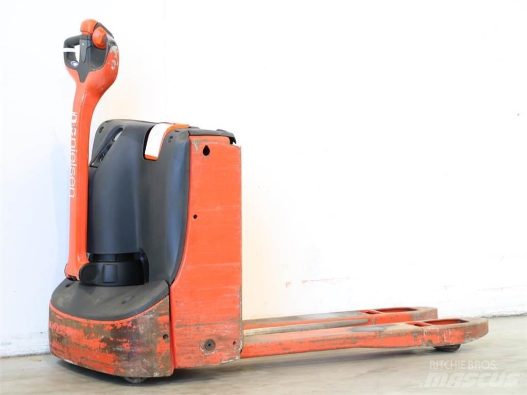 Linde T16/1152 Wózki widłowe unoszące z dyszlem