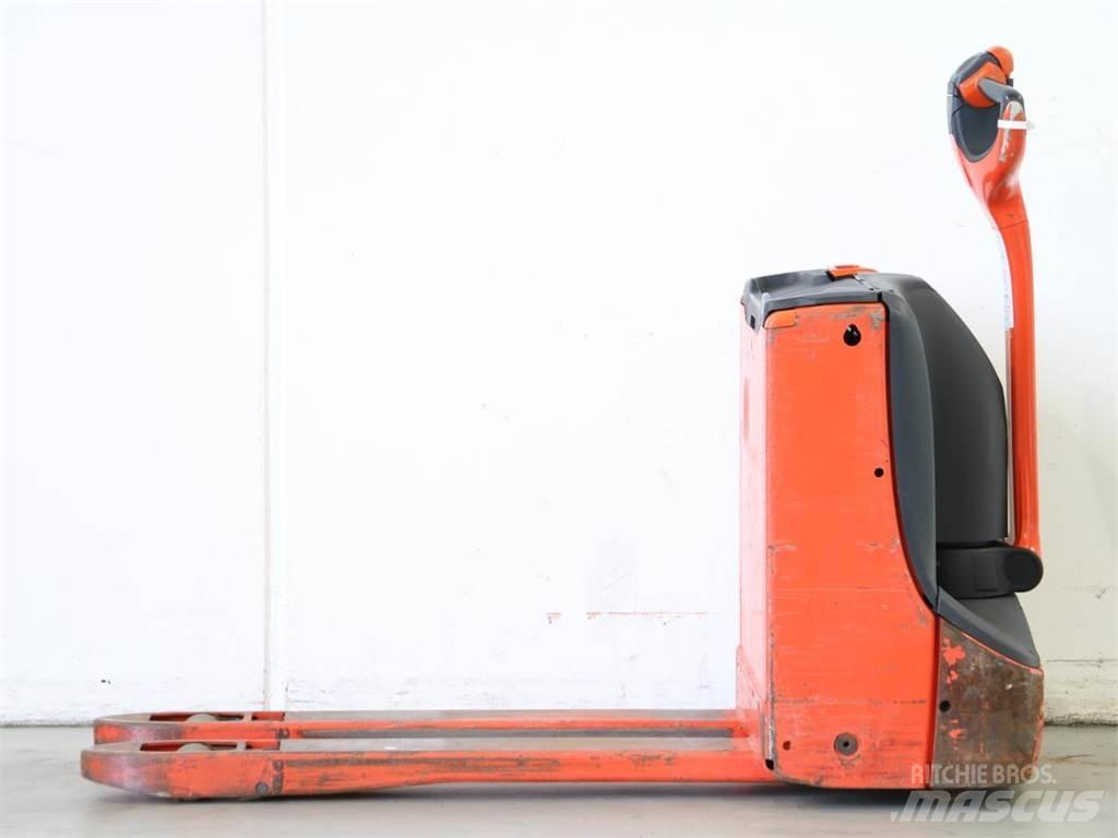 Linde T16/1152 Wózki widłowe unoszące z dyszlem