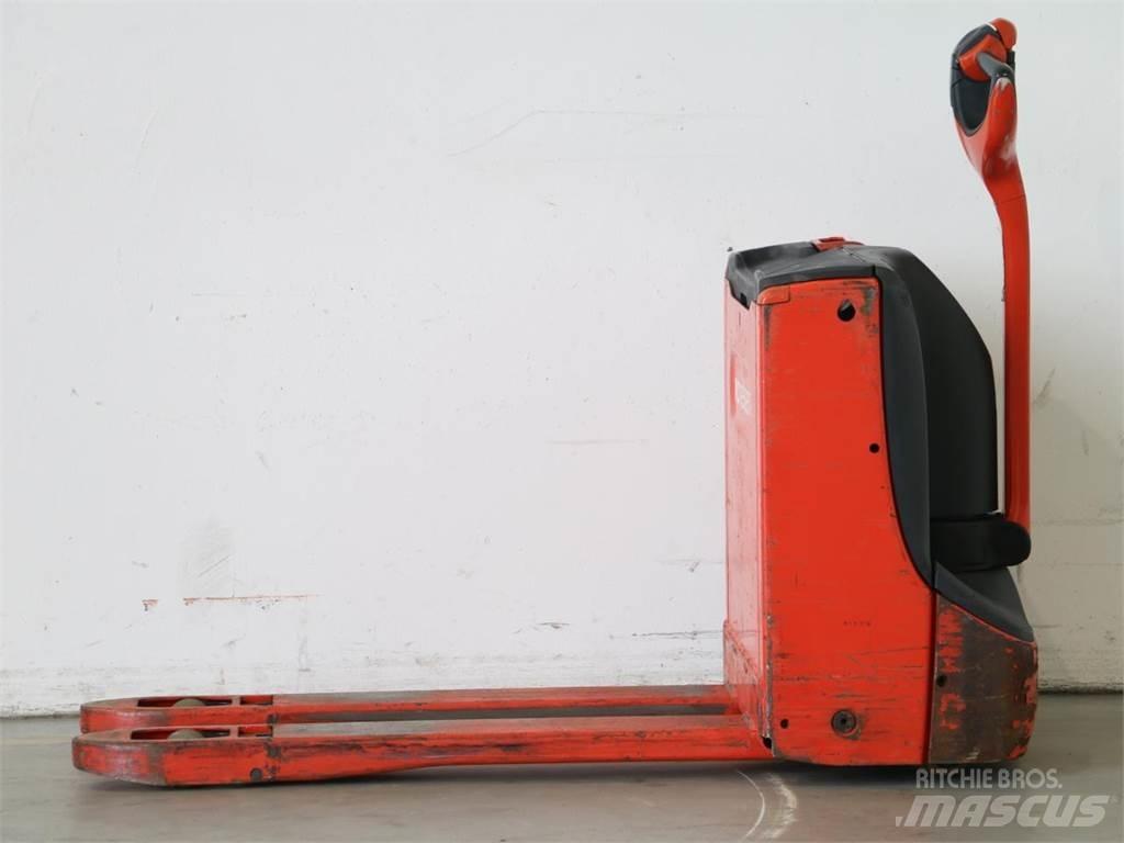 Linde T16/1152 Wózki widłowe unoszące z dyszlem