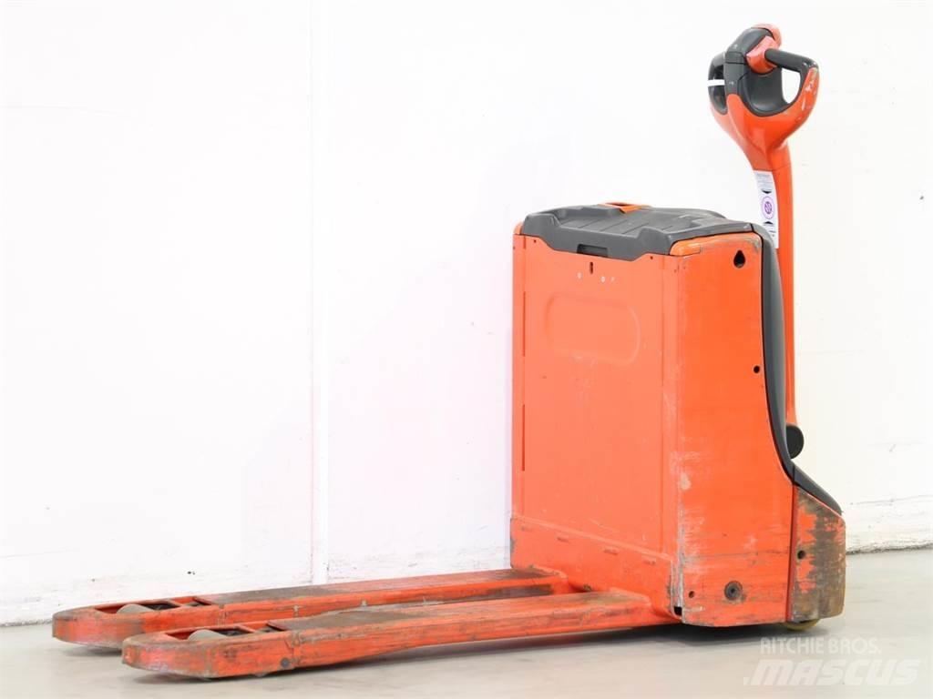 Linde T16/1152 Wózki widłowe unoszące z dyszlem