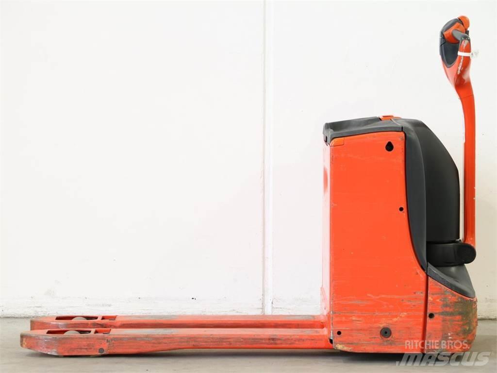 Linde T16/1152 Wózki widłowe unoszące z dyszlem