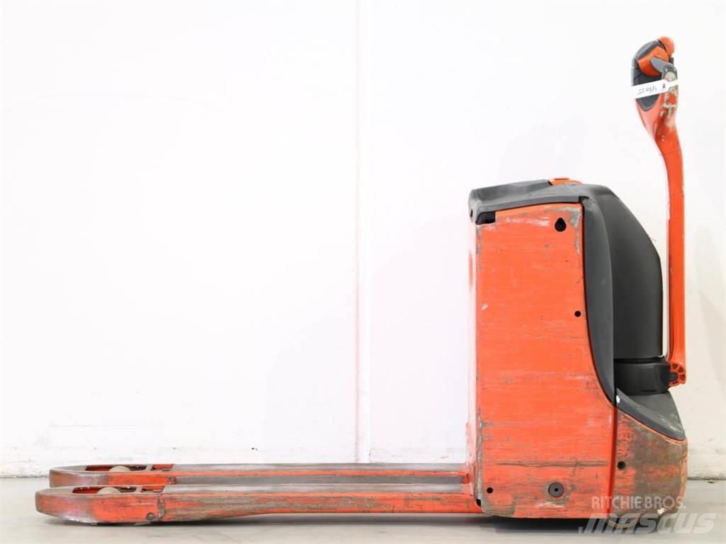 Linde T16/1152 Wózki widłowe unoszące z dyszlem