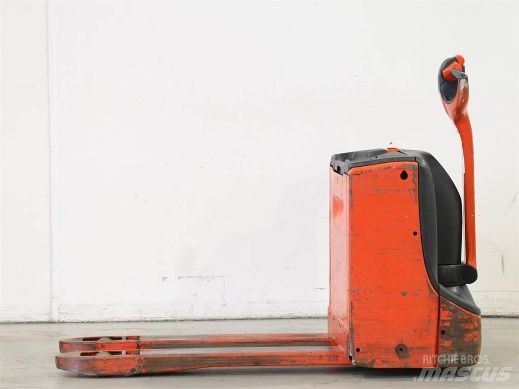Linde T16/1152 Wózki widłowe unoszące z dyszlem