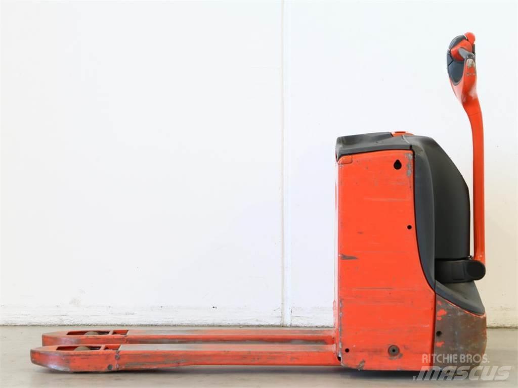 Linde T16/1152 Wózki widłowe unoszące z dyszlem