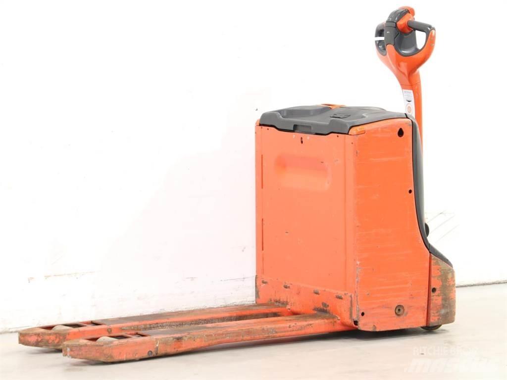 Linde T16/1152 Wózki widłowe unoszące z dyszlem