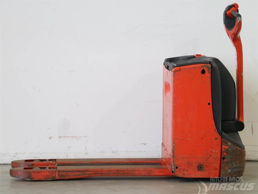 Linde T16/1152 Wózki widłowe unoszące z dyszlem