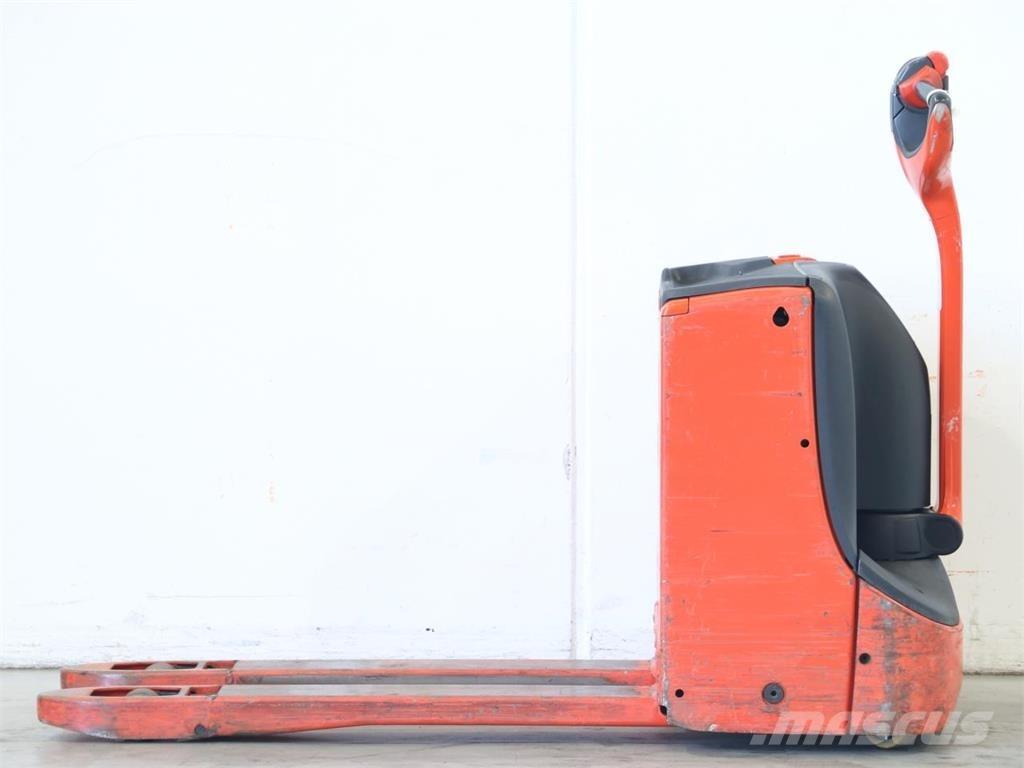Linde T16/1152 Wózki widłowe unoszące z dyszlem