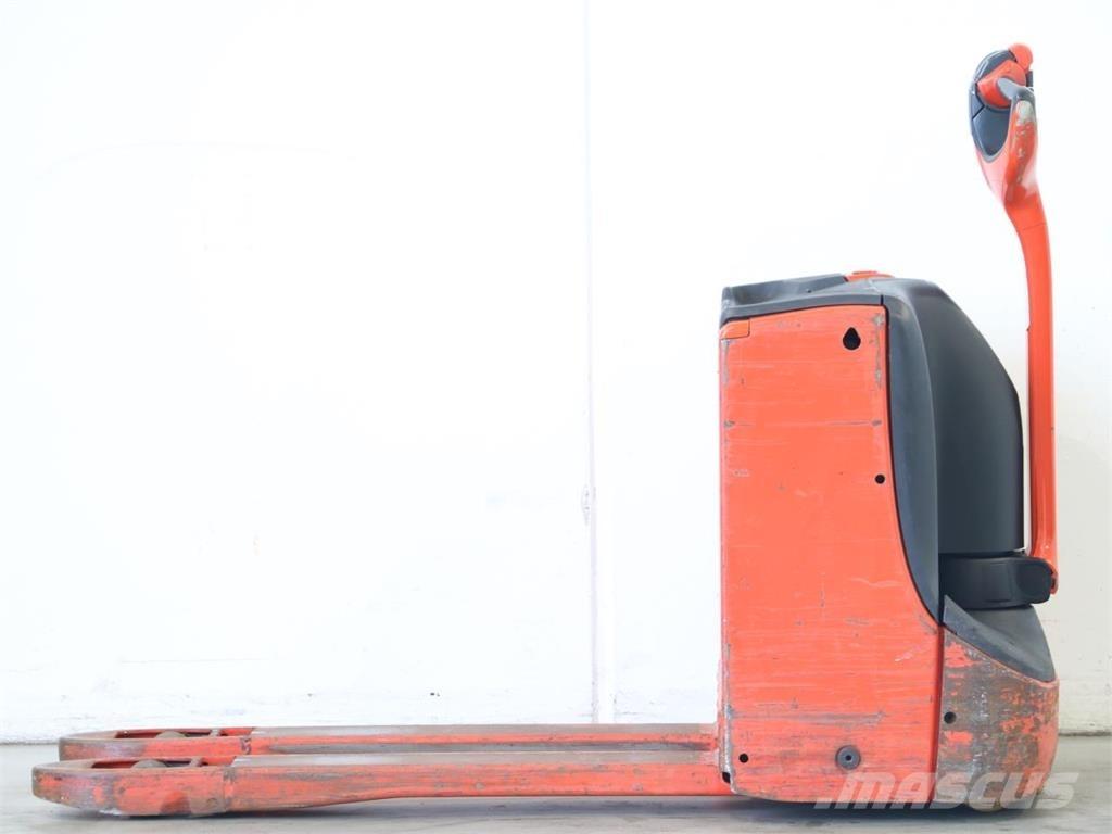 Linde T16/1152 Wózki widłowe unoszące z dyszlem