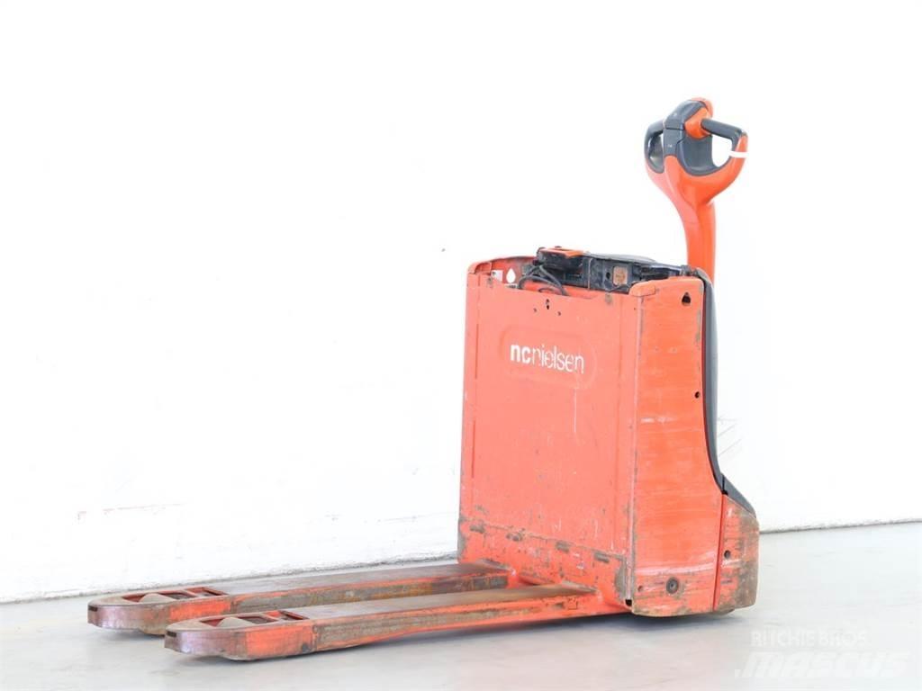 Linde T16/1152 Wózki widłowe unoszące z dyszlem
