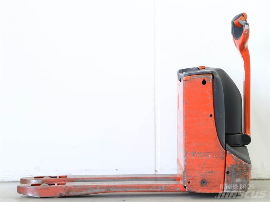 Linde T16/1152-00 Wózki widłowe unoszące z dyszlem