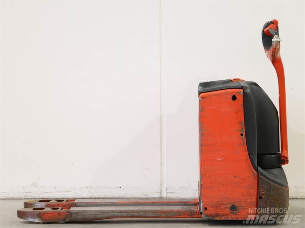 Linde T16/1152-00 Wózki widłowe unoszące z dyszlem