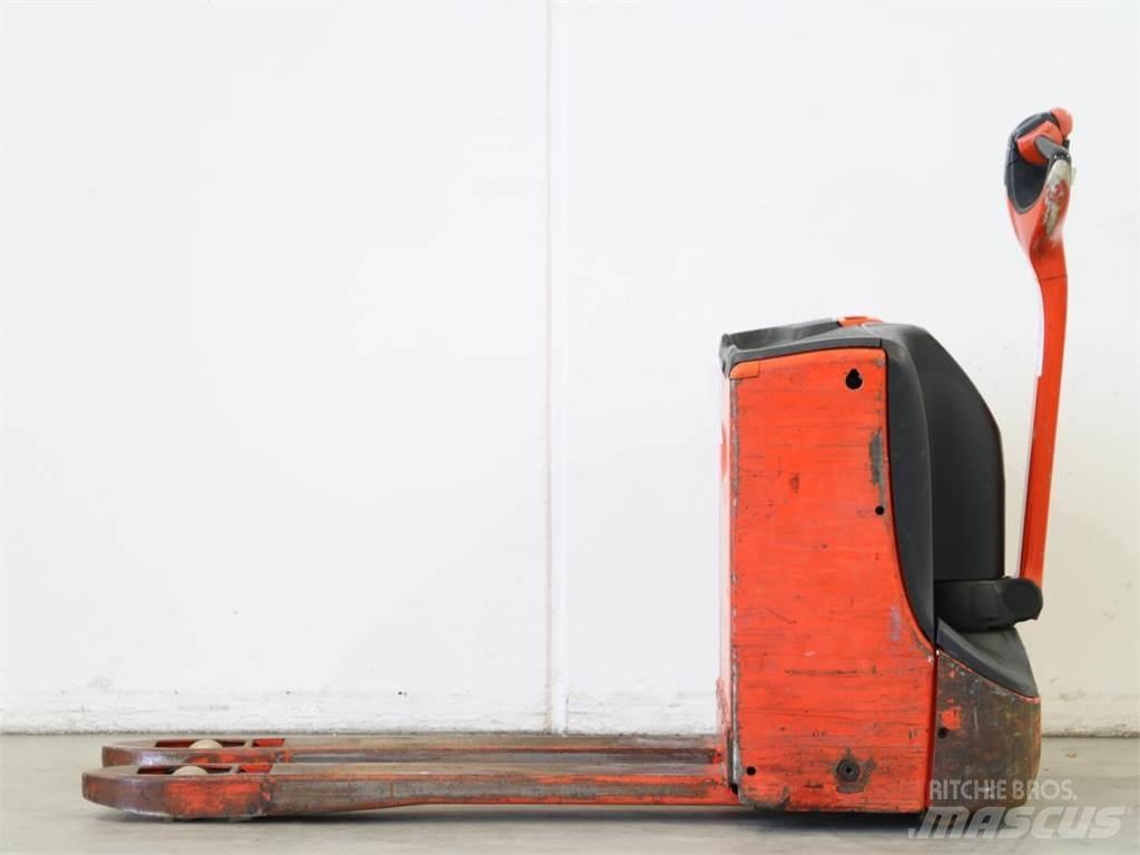 Linde T16/1152-00 Wózki widłowe unoszące z dyszlem